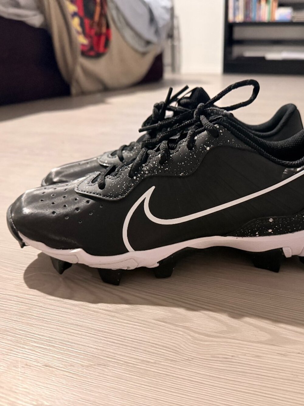 ⚾🔥 Nike Baseball Cleats – Size 7 Youth – Black/White – NEVER WORN (No Box)